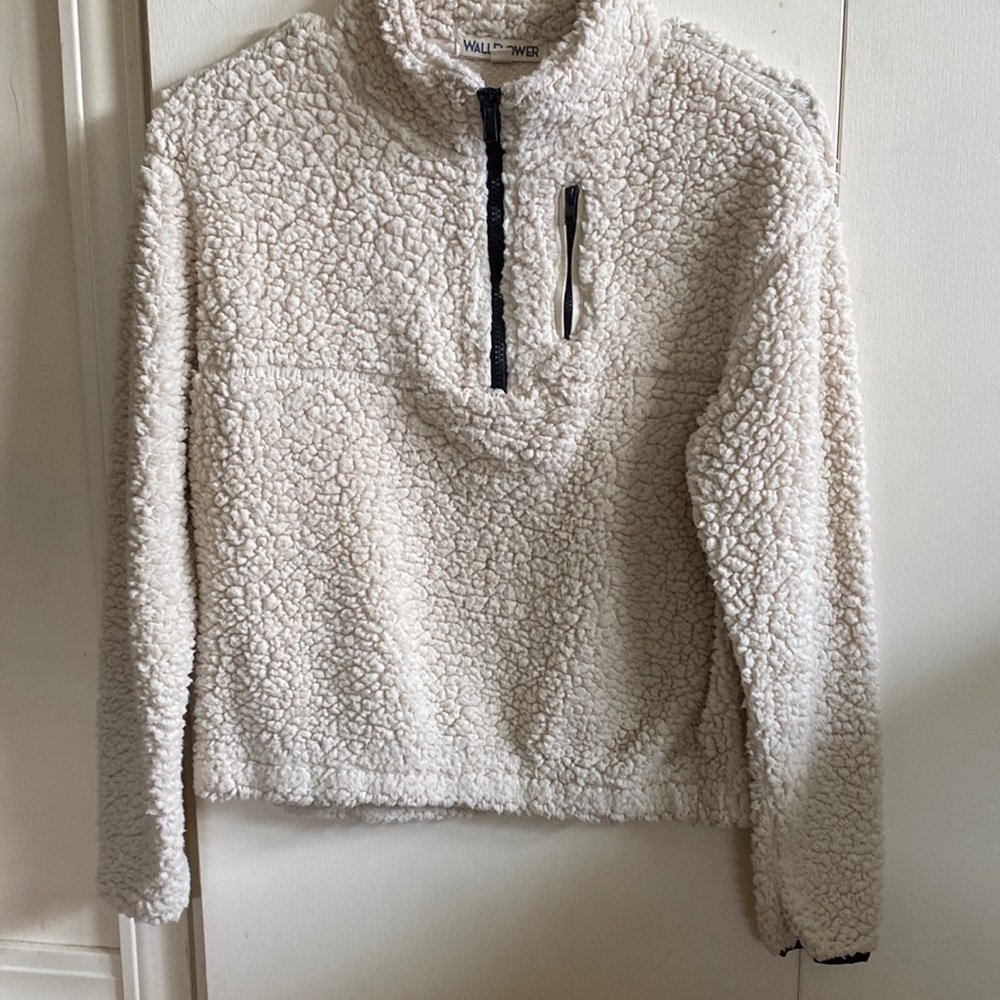 WALLFLOWER sherpa pullover
